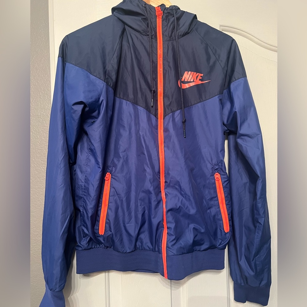 Nike Women’s Windbreaker
